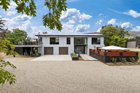 Photo of property in 289 Riverbank Road, Wanaka, 9382