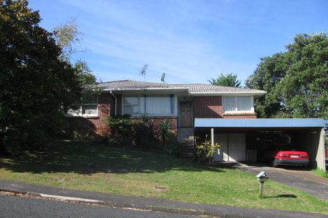 Photo of property in 21 Agincourt Street, Glenfield, Auckland, 0629