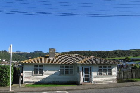 Photo of property in 43 Ngatitoa Street, Takapuwahia, Porirua, 5022