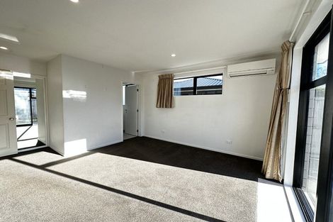 Photo of property in 88 Sarabande Avenue, Redwood, Christchurch, 8051