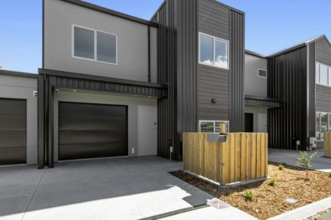 Photo of property in 4 Selkirk Lane, Hamilton Lake, Hamilton, 3204