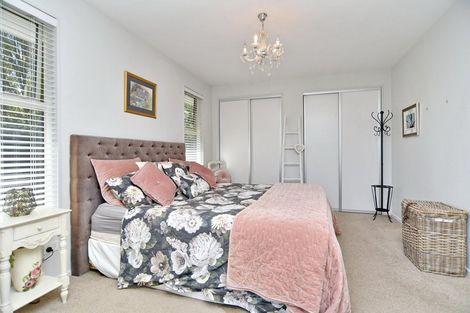 Photo of property in 9a Sylvia Street, Parklands, Christchurch, 8083
