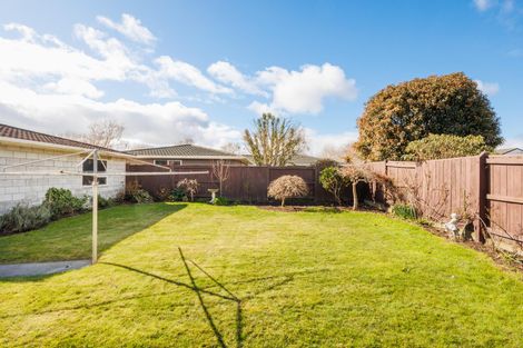 Photo of property in 18 Caulfield Place, Awapuni, Palmerston North, 4412
