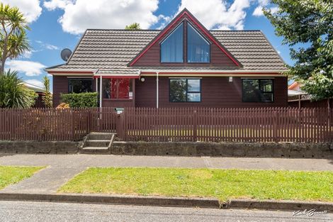 Photo of property in 145 Riverside Drive, Waiwhetu, Lower Hutt, 5010