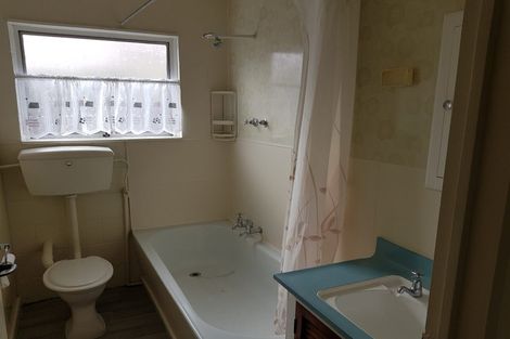 Photo of property in 2/72 Fairfield Avenue, Addington, Christchurch, 8024