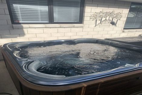 Photo of property in 4 Mary Place, Pyes Pa, Tauranga, 3112