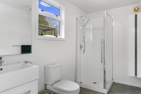 Photo of property in 3b Shiloh Way, Greenhithe, Auckland, 0632