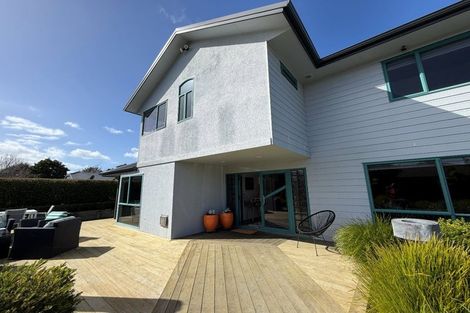 Photo of property in 20 Sunrise Avenue, Mount Maunganui, 3116