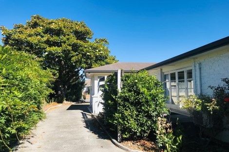 Photo of property in 4 Gladson Avenue, Sockburn, Christchurch, 8042