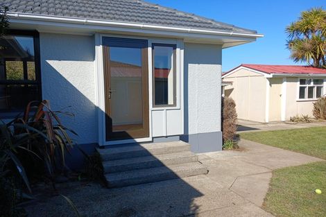 Photo of property in 6 Cedars Street, Hoon Hay, Christchurch, 8025