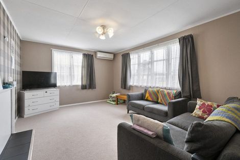 Photo of property in 22 Duff Crescent, Highbury, Palmerston North, 4412