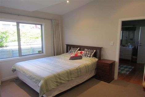 Photo of property in 37 Riverstone Drive, Riverstone Terraces, Upper Hutt, 5018