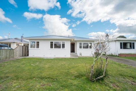 Photo of property in 7 Moray Place, Highbury, Palmerston North, 4412