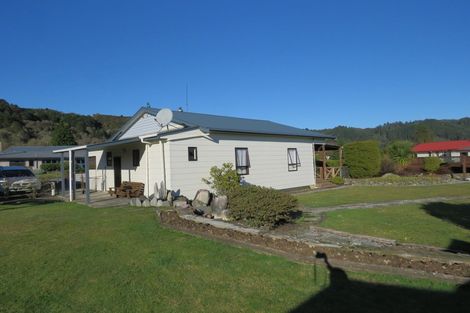 Photo of property in 32-34 Coal Street, Reefton, 7830