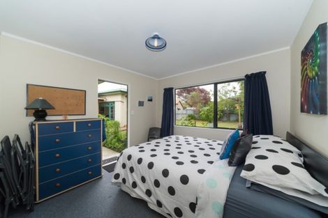 Photo of property in 31 Winston Avenue, Hokowhitu, Palmerston North, 4410