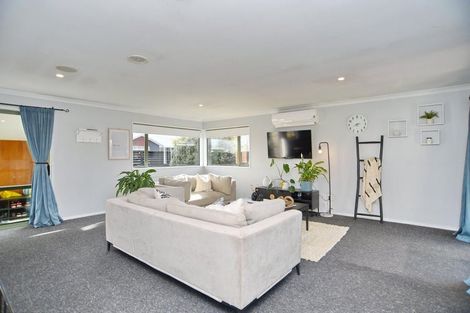 Photo of property in 54 Bush Street, Rangiora, 7400