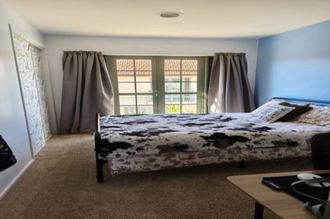 Photo of property in 30 Parkwood Crescent, Gulf Harbour, Whangaparaoa, 0930