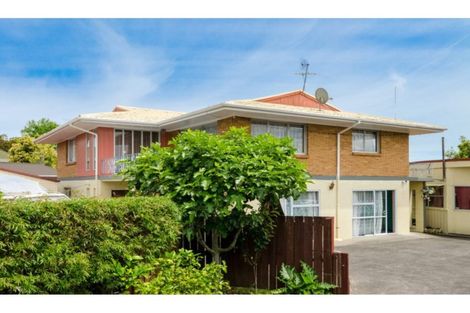 Photo of property in 46 Matuhi Rise, Henderson, Auckland, 0612