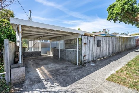 Photo of property in 25 Sievers Grove, Cannons Creek, Porirua, 5024