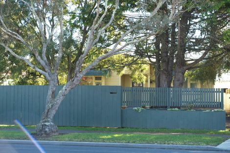 Photo of property in 315 Massey Road, Mangere East, Auckland, 2024