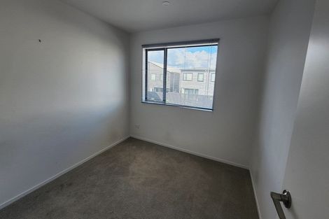 Photo of property in 18 Hiki Street, Hobsonville, Auckland, 0616