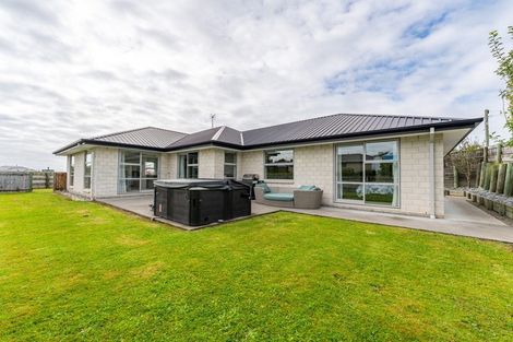Photo of property in 2 Grosvenor Grange, Gleniti, Timaru, 7910