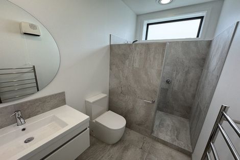 Photo of property in 2/12 Willis Street, Torbay, Auckland, 0630