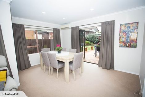 Photo of property in 2 Matuhi Rise, Henderson, Auckland, 0612