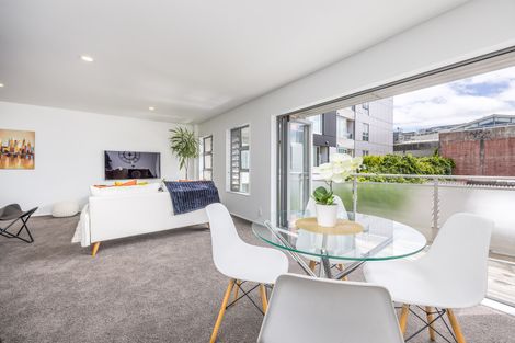 Photo of property in 10/17 Auburn Street, Grafton, Auckland, 1023