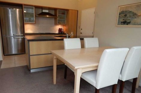 Photo of property in 2/43 Main Road, Redcliffs, Christchurch, 8081