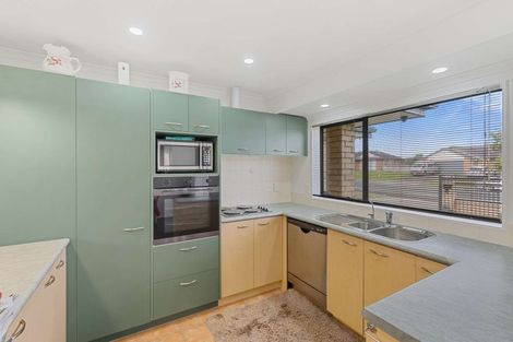 Photo of property in 335 Mahia Road, Weymouth, Auckland, 2103