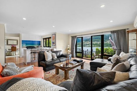 Photo of property in 62 Oregon Drive, Kelvin Heights, Queenstown, 9300