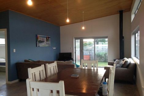 Photo of property in 60 Rua Avenue, Waitarere Beach, Levin, 5510