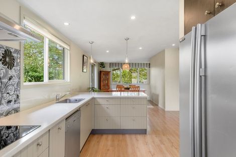 Photo of property in 35 Aorangi Road, Bryndwr, Christchurch, 8053