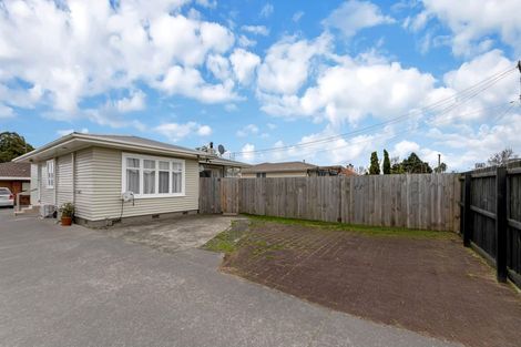 Photo of property in 1/5 Rogers Road, Manurewa, Auckland, 2102
