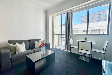 Photo of property in 10/11 Kingsway Avenue, Sandringham, Auckland, 1025