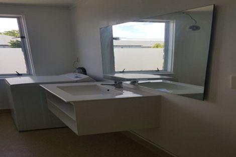 Photo of property in 297 Barbadoes Street, Christchurch Central, Christchurch, 8011