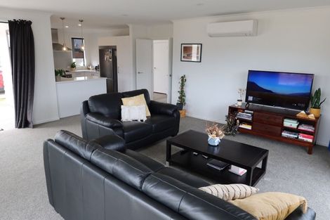 Photo of property in 12 Hebbard Court, Albert Town, Wanaka, 9305