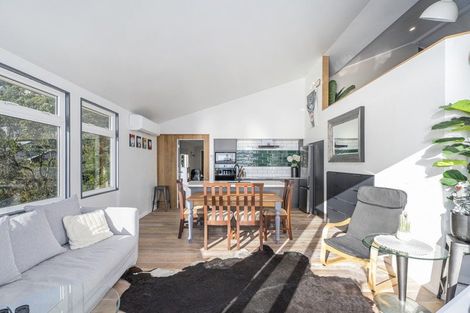 Photo of property in 61 Motuhoa Road, Tairua, 3508