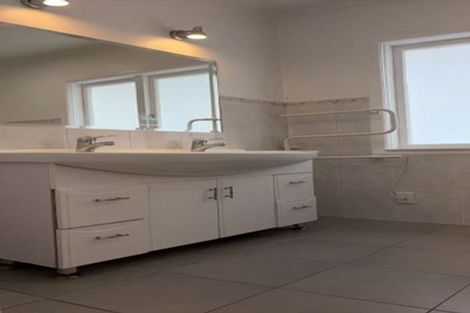Photo of property in 22 Northboro Road, Hauraki, Auckland, 0622