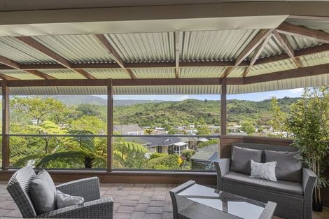 Photo of property in 104 Milton Terrace, Picton, 7220