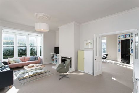 Photo of property in 60 Wiggins Street, Sumner, Christchurch, 8081