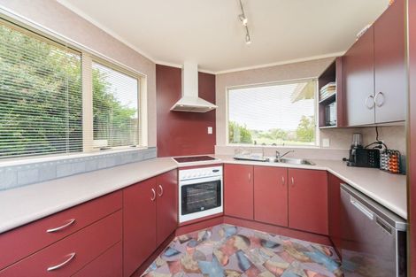 Photo of property in 100 Parnell Heights, Kelvin Grove, Palmerston North, 4414