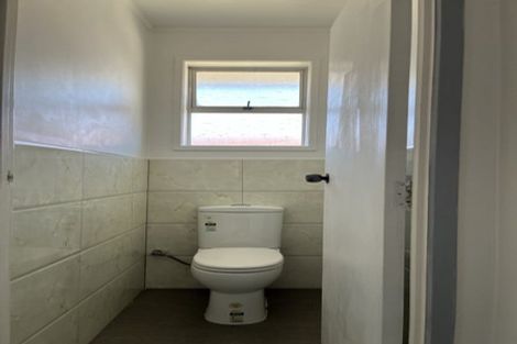 Photo of property in 68 Royal Road, Massey, Auckland, 0614