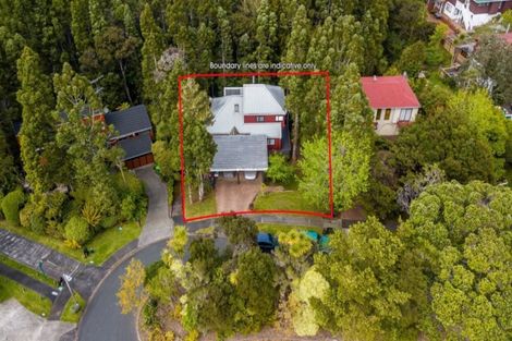 Photo of property in 5 Fitzpatrick Place, Chatswood, Auckland, 0626