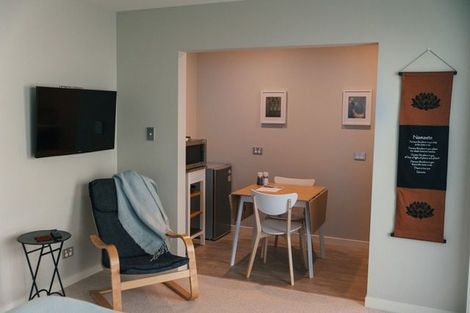 Photo of property in 5 Sixty Fifth Street, Hospital Hill, Napier, 4110