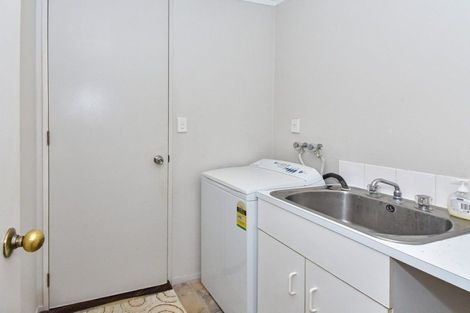 Photo of property in 18 Elderberry Road, Burswood, Auckland, 2013