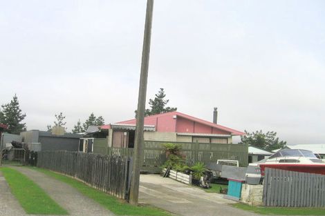 Photo of property in 14 Sombrero View, Ascot Park, Porirua, 5024