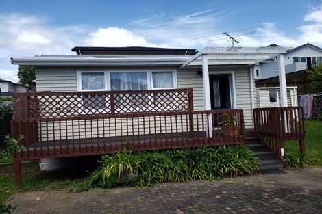 Photo of property in 15 Linwood Avenue, Forrest Hill, Auckland, 0620