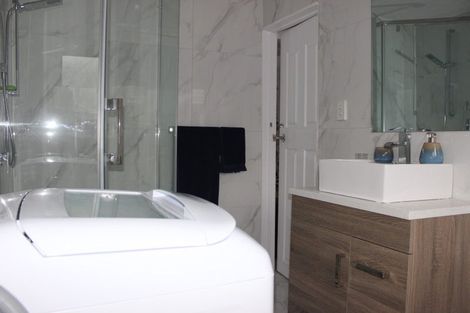 Photo of property in 1/97a Nile Road, Milford, Auckland, 0620